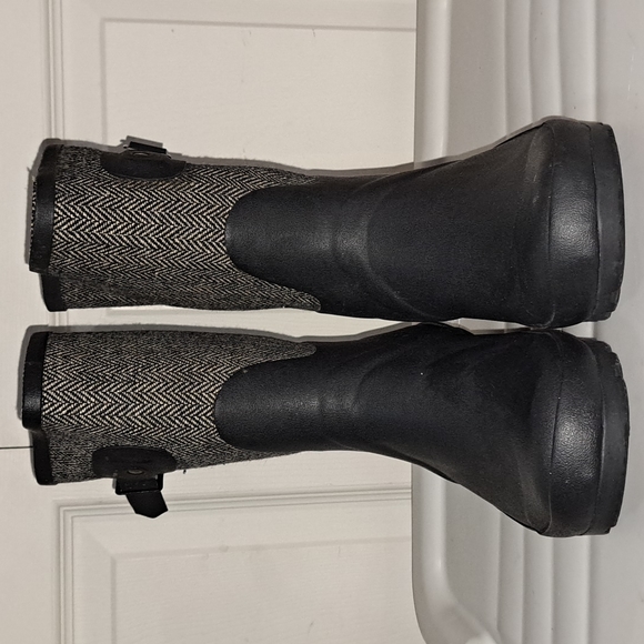 Chooka mid calf "racer" boots - 6 - herringbone and black rubber - snow rain - Picture 2 of 9